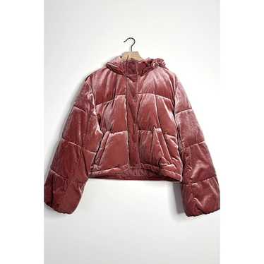 ALO YOGA Velvet Cropped Puffer Jacket Rosewood Pin