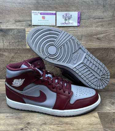 Jordan Brand × Nike Air Jordan 1 Mid Cherrywood Re