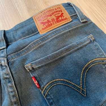 Levi's 535 Super Skinny Jeans Size 25"