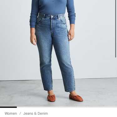 Everlane The curvy 90’s cheeky straight jean