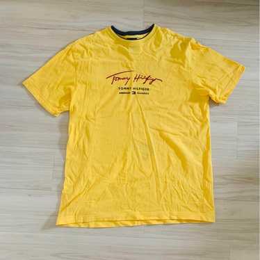 Tommy Hilfiger Vintage T-shirt in yellow.