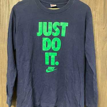 NIKE Long Sleeve T-Shirt 90s Vintage Long Tee