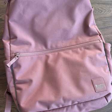 Lululemon everywhere backpack 22L