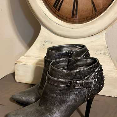 GUESS BY MARCIANO BOOTIES