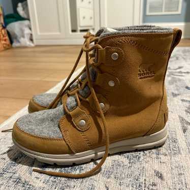 Women’s size 9 Sorel Boots