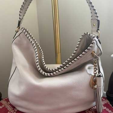 Vintage Michael Kors ivory Bennet Hobo good condit