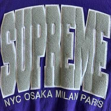 トップス SUPREME Cities Arc Crewneck Supreme Cities Arc Crewneck (FW21) - $158