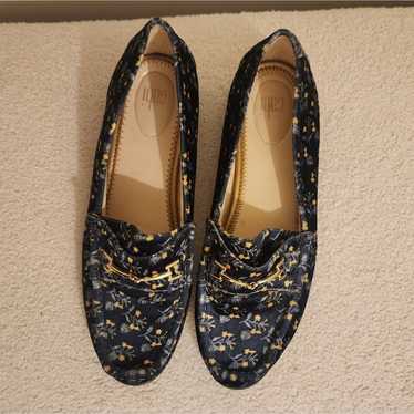 Cabi Blue Floral Velvet Loafers