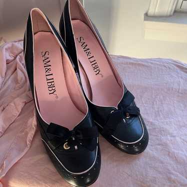 Vintage Sam and Libby heels