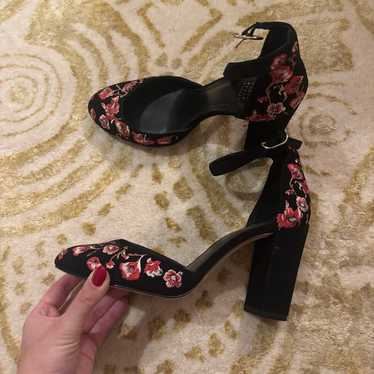 White House Black Market black embroidered heels