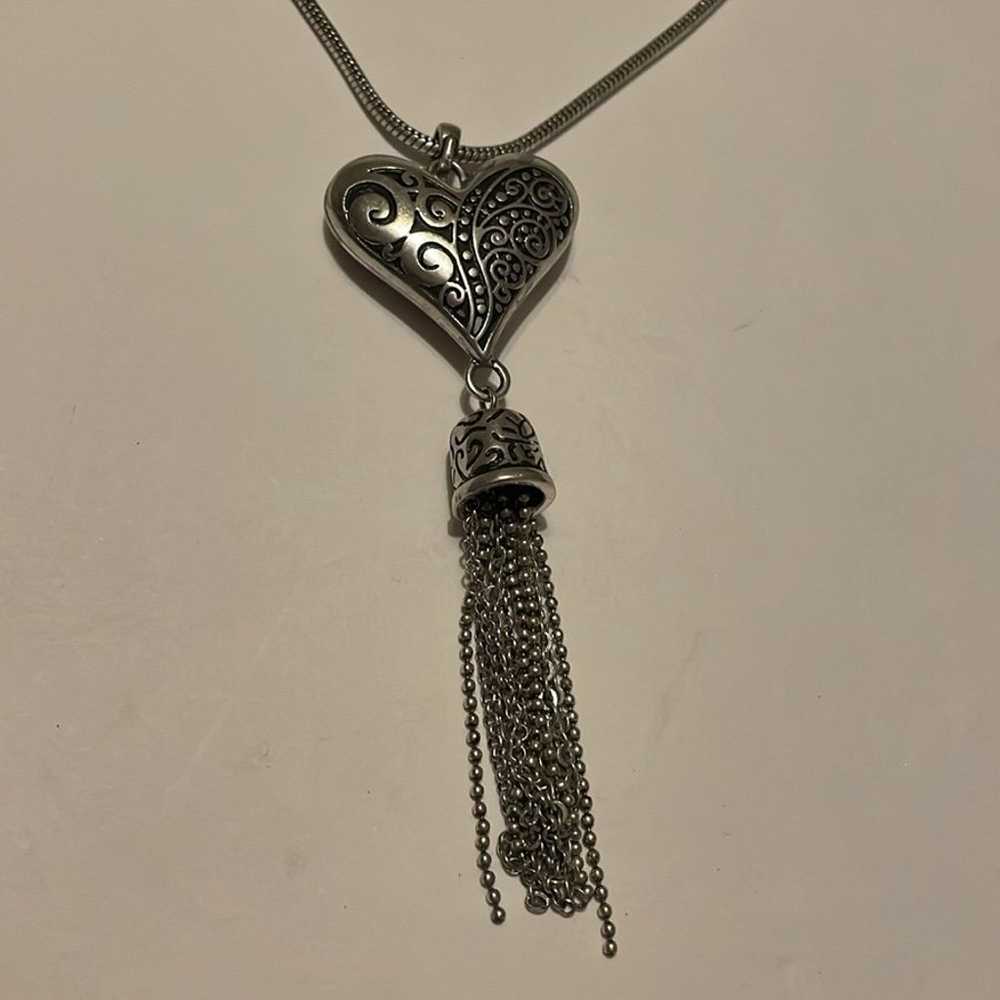 Vintage unsigned Brighton etched heart tassel nec… - image 2