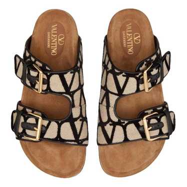 Valentino Garavani Cloth sandal