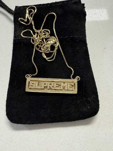 Supreme Supreme Name Plate Pendant 14k SS20