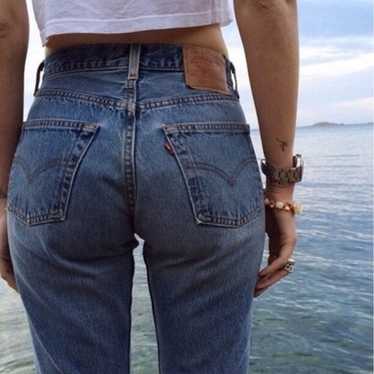 levi wedgie jeans