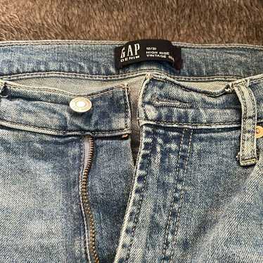 Gap Jeans high rise vintage distressed