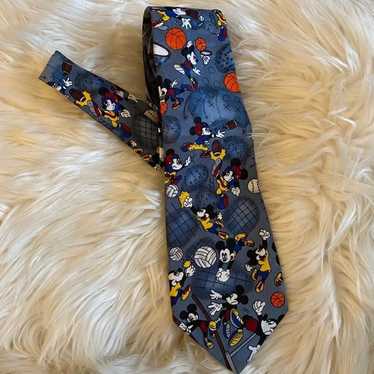 VINTAGE DISNEY MICKEY UNLIMITED sports necktie 90s