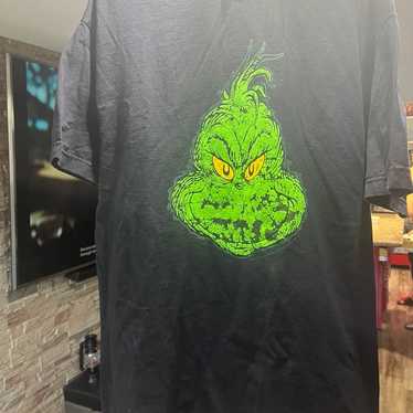 Vintage Dr Seuss The GRINCH Tshirt