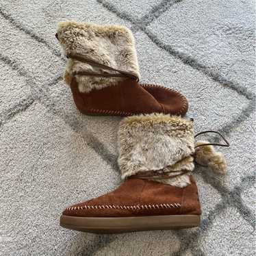 TOMS Nepal Rawhide Suede brown tan winter Boots fa