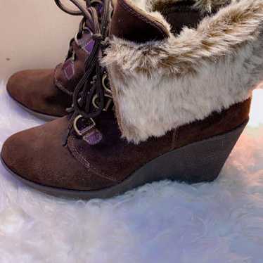 BJORNDAL Woman Brown Faux Fur Leather Suede Wedge 