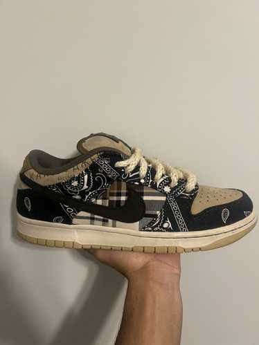 Nike × Travis Scott travis scott sb dunks