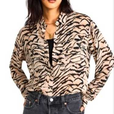 Rails Tiger Button Down Blouse Size Large - image 1
