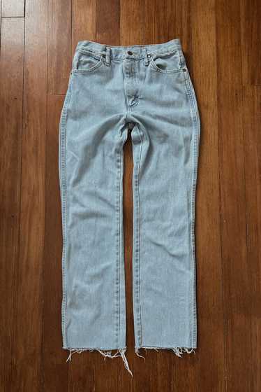 1980's HIGH RISE LIGHT WASH DENIM WRANGLERS | SIZE