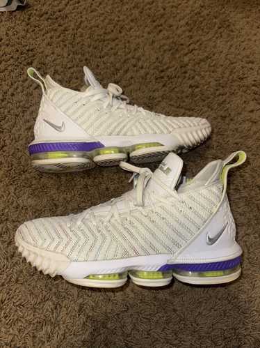 Nike LeBron 16 Buzz Lightyears! CLEAN