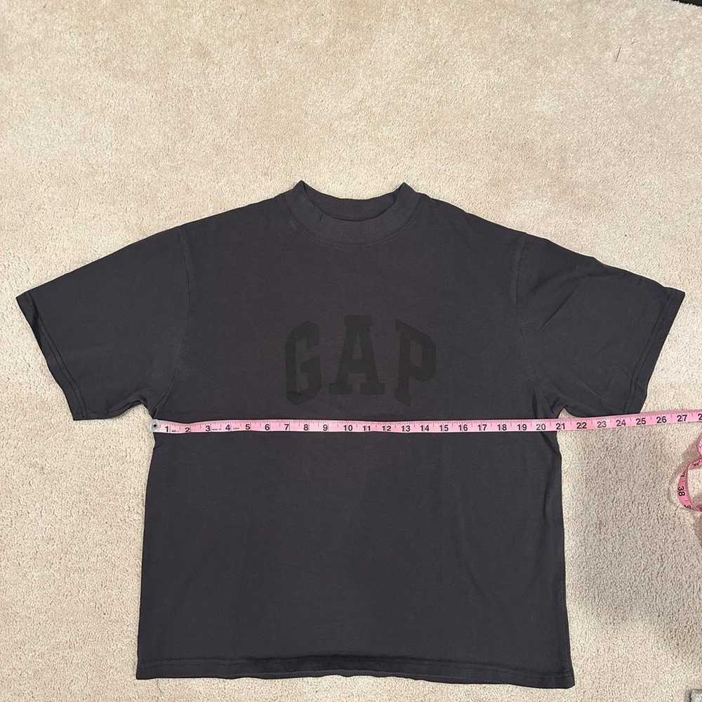 Gap t shirt - image 3