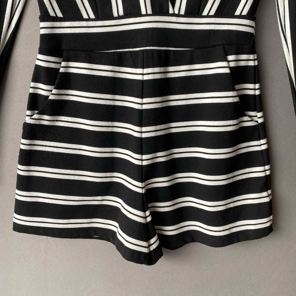 Silence + Noise sz S black white strip long sleev… - image 3