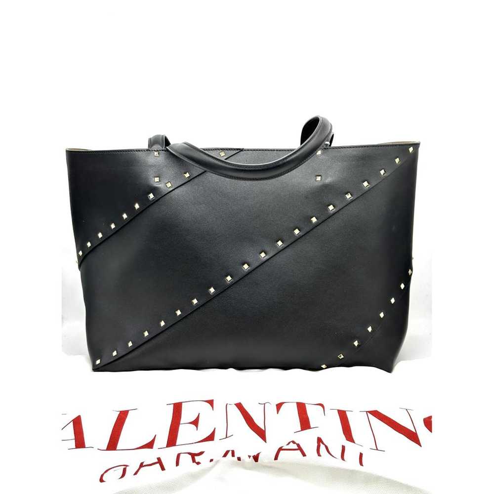 Valentino Garavani Rockstud leather tote