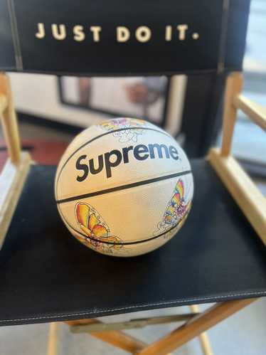 Spalding × Supreme Supreme x gonz butterfly spaldi