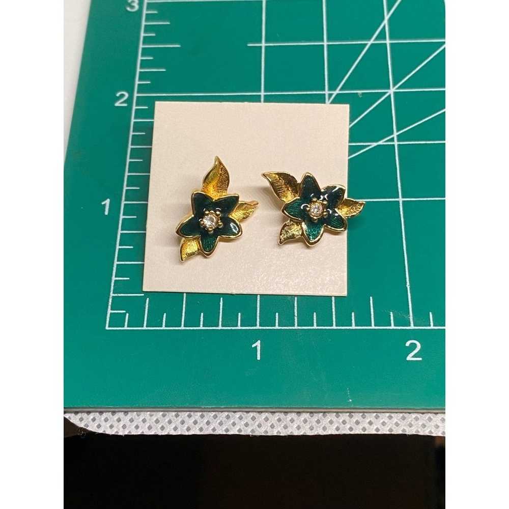 Vintage green petal Flower Gold Tone Leaves Stud … - image 4