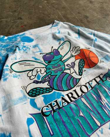 Vintage charlotte hornets t - Gem