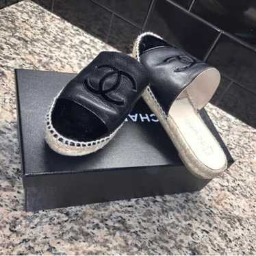 シャネル　ミュールフラット フラット CHANEL(シャネル) サンダル・ミュール(レディース