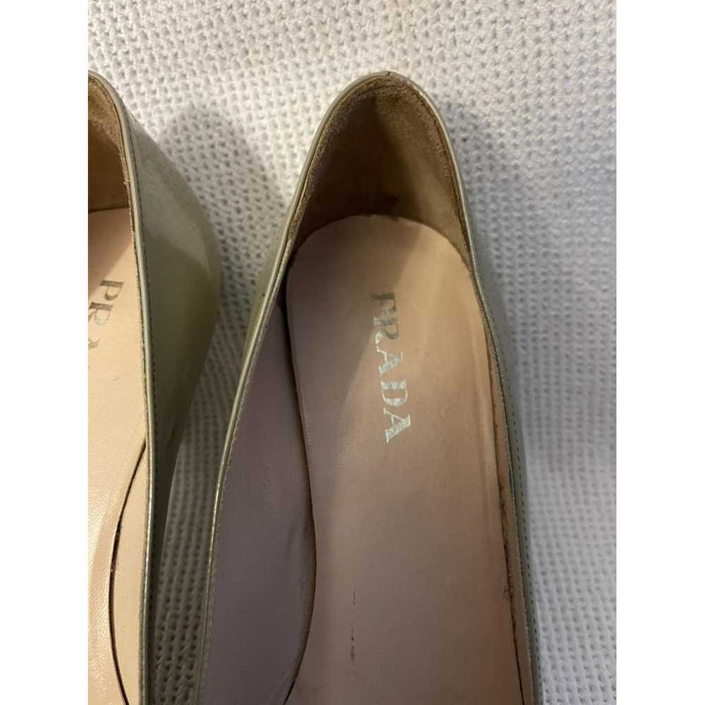 Prada Patent leather heels - image 6