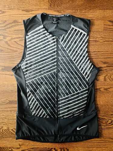 NIKE - NIKE ナイキ AEROLOFT 800 VEST FLASH フラッシュ ダウン ベスト ジップアップ ブラック Lサイズ メンズ RUNNING NIKE ナイキ AEROLOFT 800 VEST FLASH フラッシュ ダウン ベスト