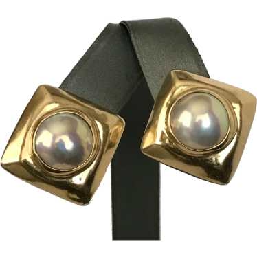 Gorgeous! 12.2 Grams 14K YG Mabe Pearl Earrings