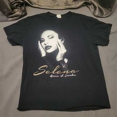 Vintage 90s selena t - Gem