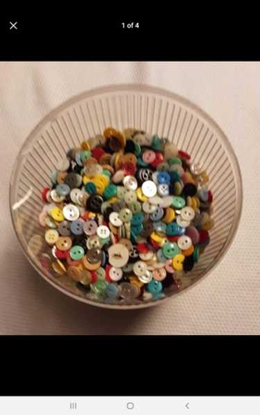 multiple color buttons - image 1