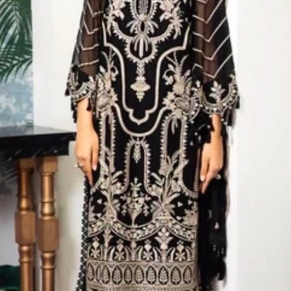 Pakistani Indian dress - image 2