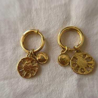 【送料&関税込】Moschino Round Earrings 16936547_33812885_1000.jpg