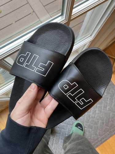 Ftp logo slides navy - Gem