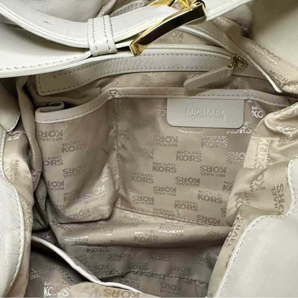 Vintage Michael Kors Ivory Leather and Gold Handb… - image 12