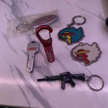 Supreme keychain - Gem