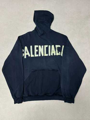 BALENCIAGA 24SS TAPEタイプロゴ ダメージポケット フーディ BALENCIAGA バレンシアガ 24SS Round Hoodie ダメージ加工ロゴ