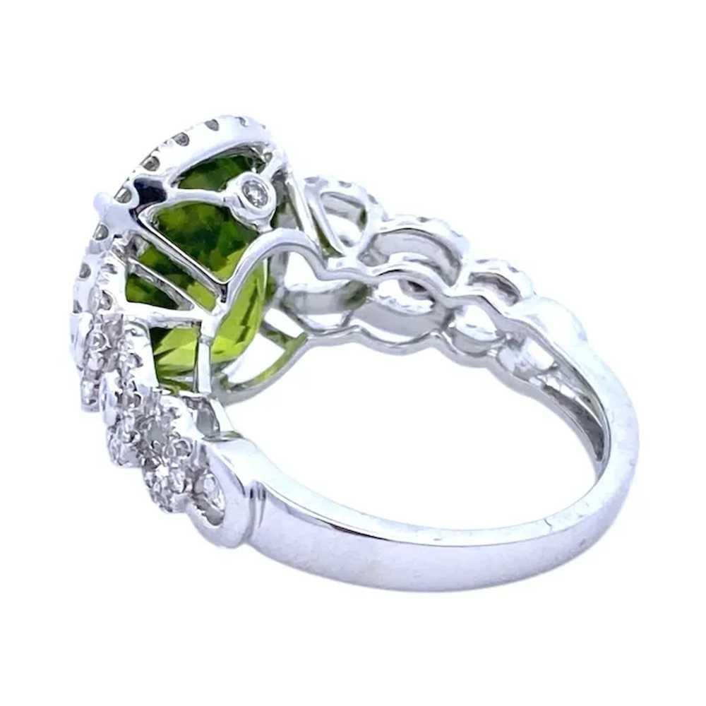 18K White Gold Peridot & Diamond Ring - image 4