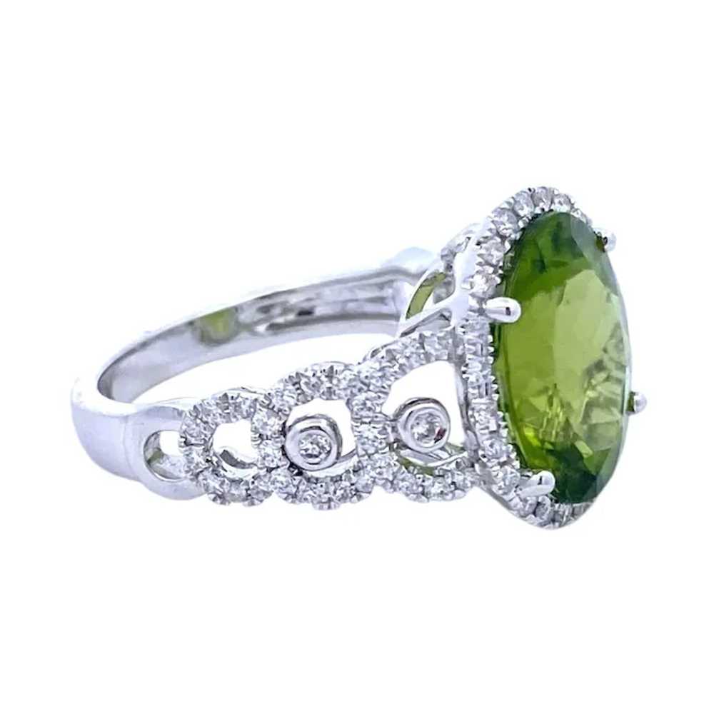 18K White Gold Peridot & Diamond Ring - image 8