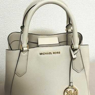 MICHAEL KORS White Handbag - image 1