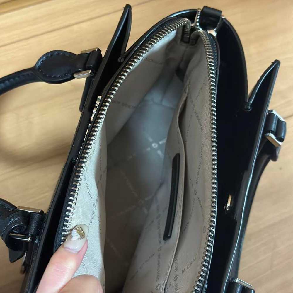 MICHAEL KORS Black Handbag - image 3