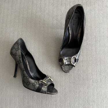 靴 Vintage Gucci Monogram Heels 36 1/2 Vintage Gucci Monogram Heels 36 1/2 - メルカリ